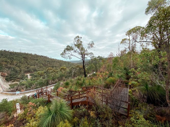 Hiking tour of the Mason and Bird Trail in the Bickley Valley