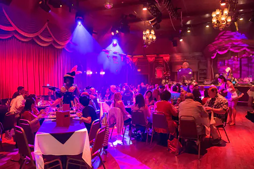 Teatro Martini Pre-Show.jpg