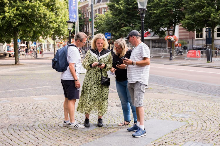 Escape Tour self-guided, interactive city challenge in Harderwijk