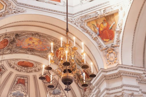 Deckengemälde_(2)[1].jpg