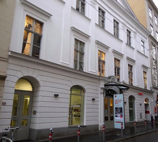 Private walking tour to Jewish Vienna with Jewish Museum