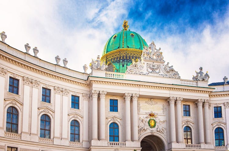 Private walking tour to the highlights of  Vienna´s Old Town