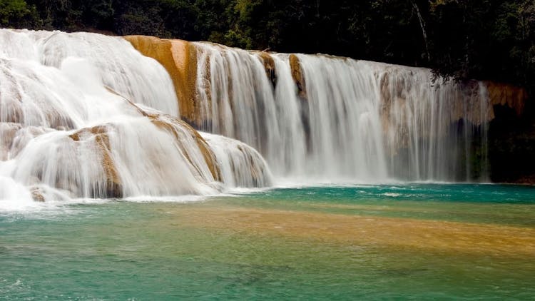 Palenque Mayan Ruins, Misol-Ha and Agua Azul Waterfalls full-day trip from Palenque