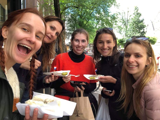 Amsterdam group sightseeing tour and cheese tasting