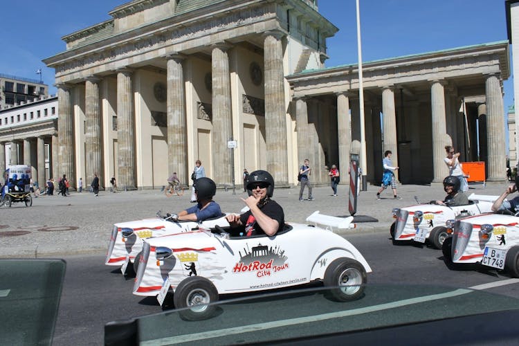 Guided 120 -minute Hot rod tour of Berlin