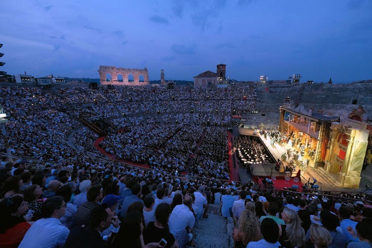 Arena di Verona Opera Package with tickets, city tour and transport