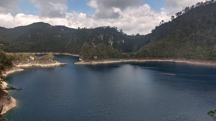 El Chiflon Waterfalls and Montebello Lakes National Park guided tour from San Cristobal de las Casas