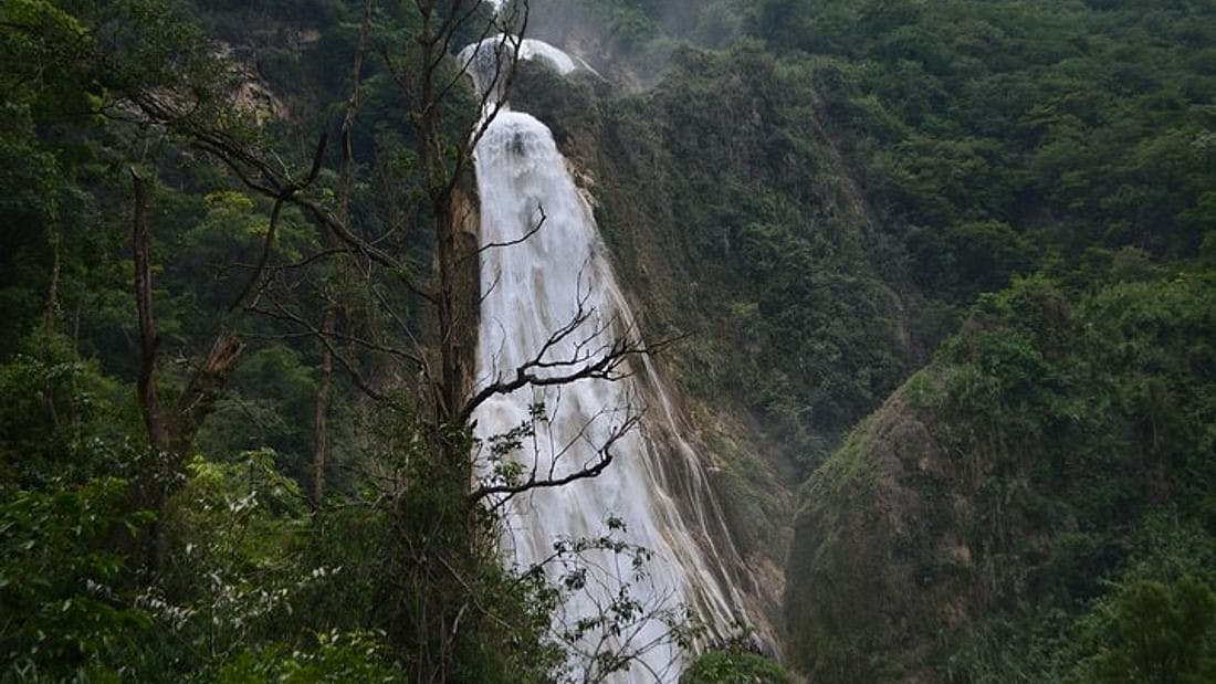 El Chiflon Waterfalls and Montebello Lakes National Park 4.jpg