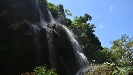 Aguacero Waterfall Mexico Chaiapas 3.jpg
