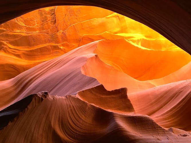 Lower Antelope Canyon guided hiking tour