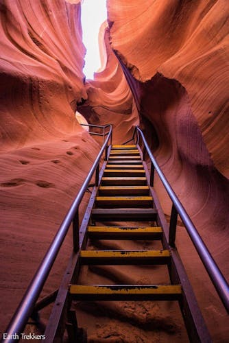 Lower Antelope Canyon guided hiking tour