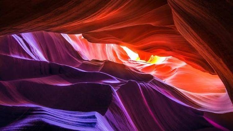 Lower Antelope Canyon guided hiking tour