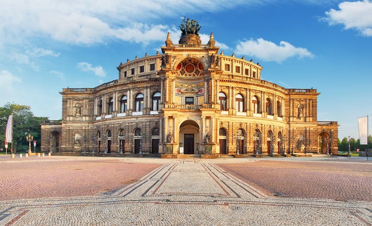 Private Dresden day trip with guide by train from Berlin