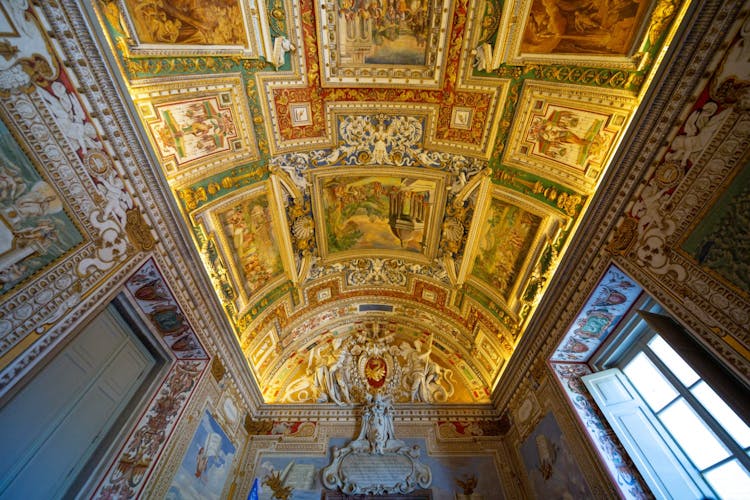 Vatican Museums and Sistine Chapel small-group tour with a local guide