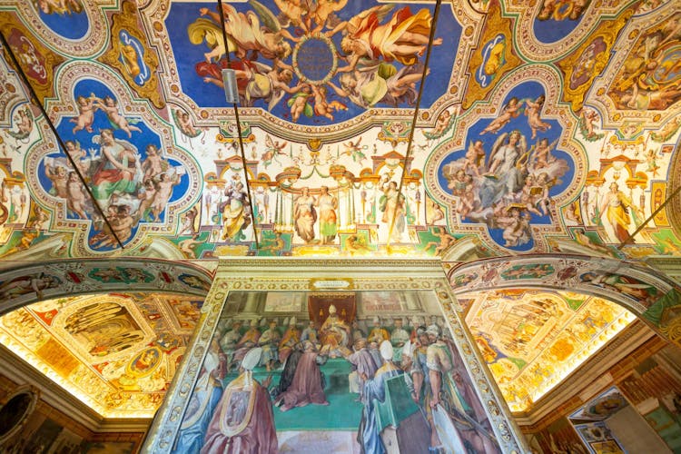 Vatican Museums and Sistine Chapel small-group tour with a local guide