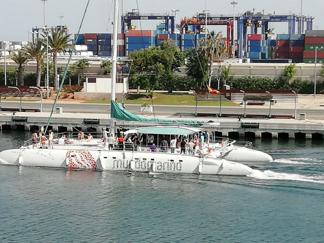 Valencia boat party 10.jpg