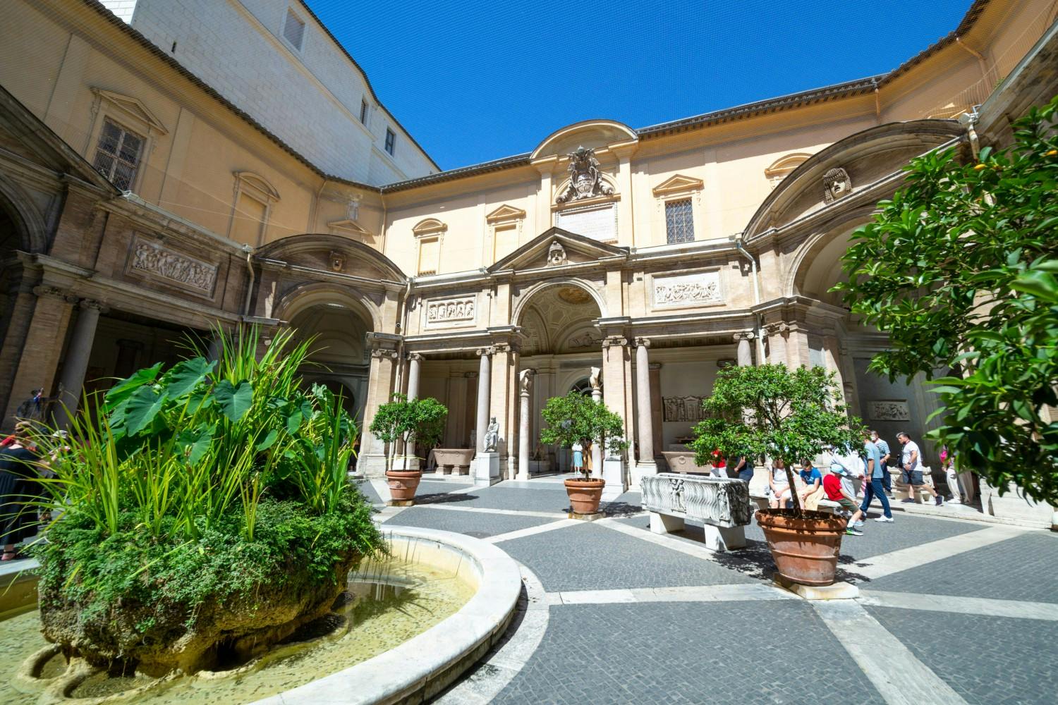 4 Italy_Rome_Vatican_Museum_01_JPG.jpg