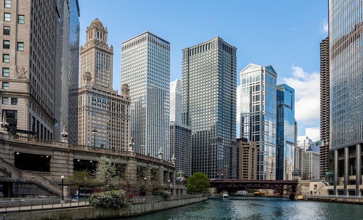 Discover Chicago's Architecture Tours River Walking Bike