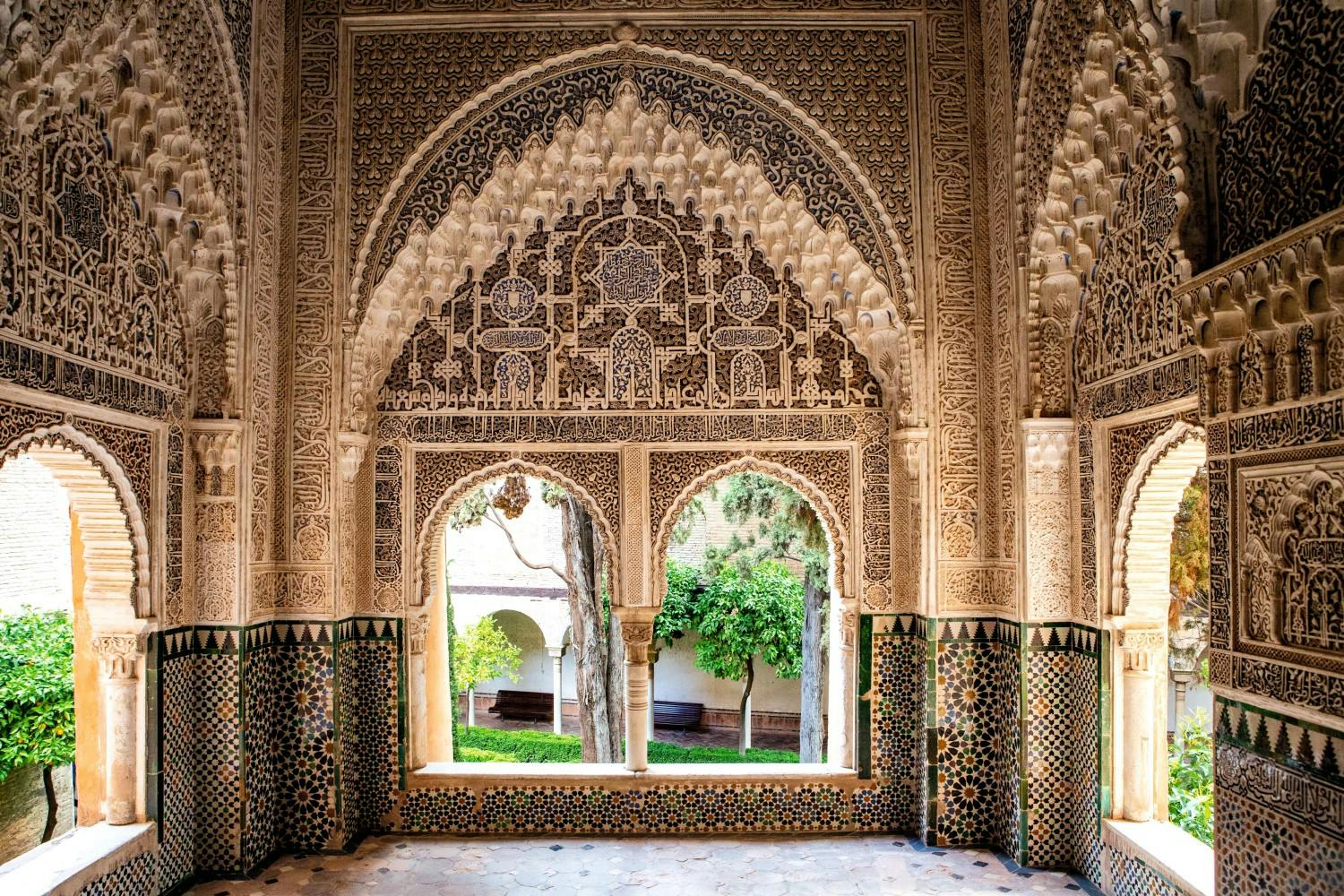 Visite guidée officielle de l'Alhambra en petit groupe avec accès complet  au site