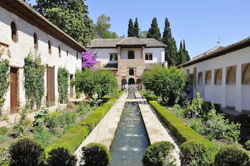 9. Alvaro_Spain_Granada_06_JPG.jpg