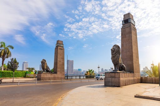2. AdobeStock_628949480_Qasr El Nile Bridge, Cairo.jpg
