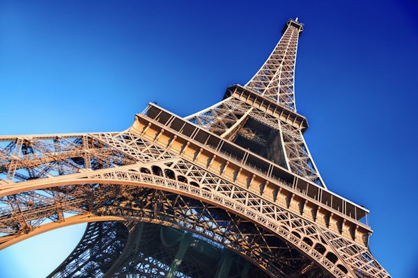 Eiffel Tower Tour 2024 • Expert Guide • Skip the Line Access