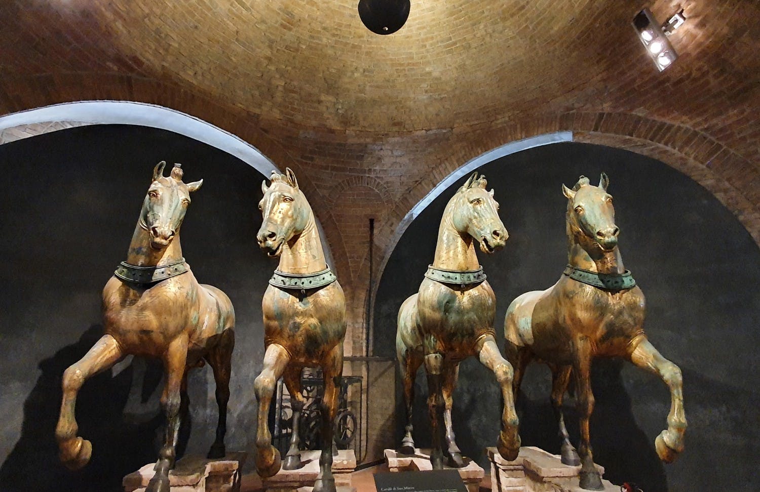 4. EGC_Karin_Keitz_Italy_Venice,_Sant_Marks Basillica Bronze Horses.jpg