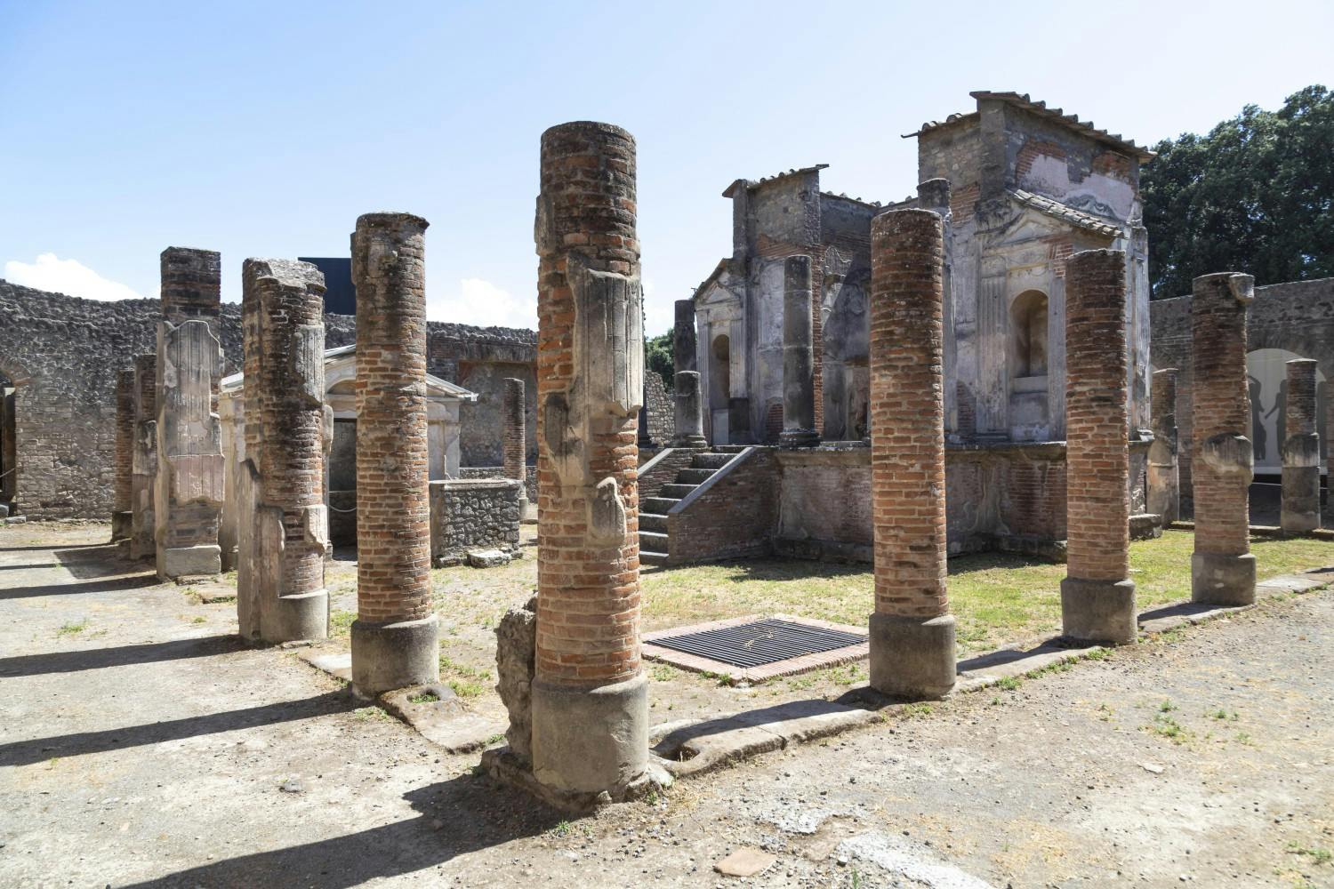 Italy_Naples_Pompeii_15_JPG.jpg