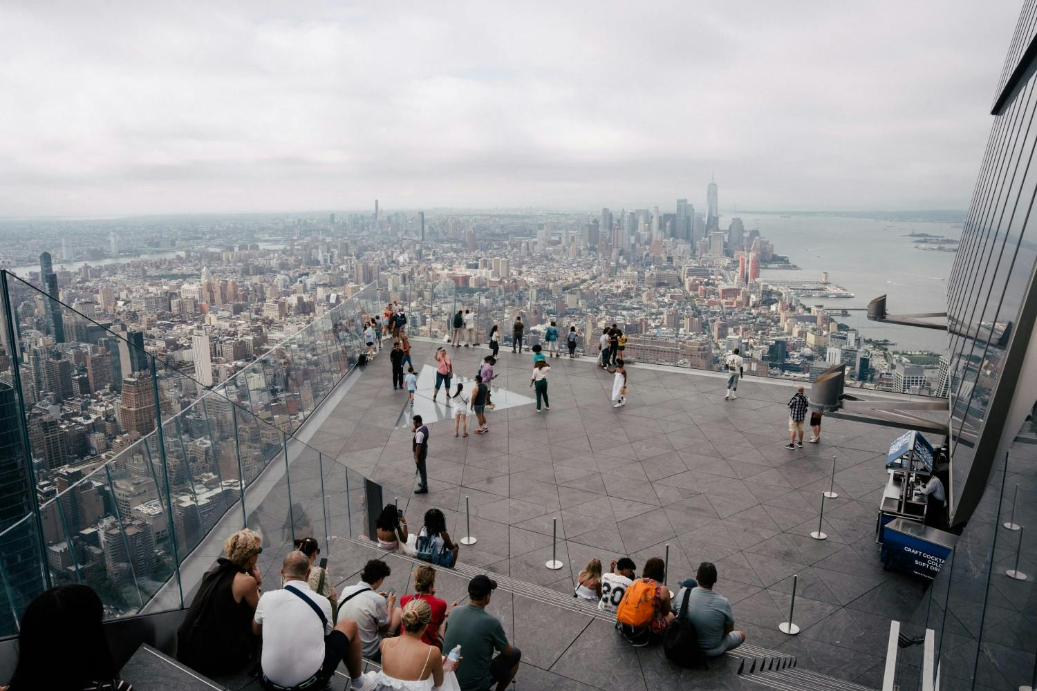 2 Freelance_WMG_USA_New York_The Edge_47.jpg