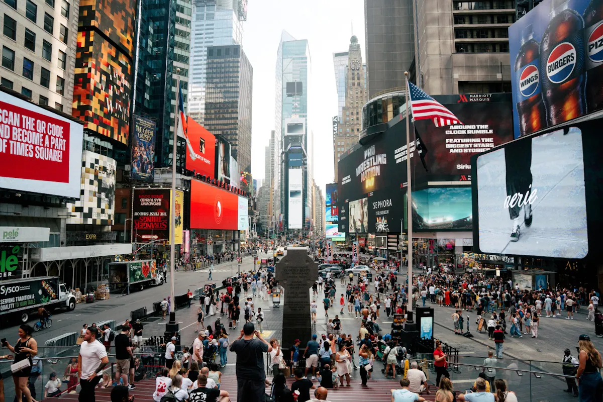 Freelance_WMG_USA_New-York_Times-Square_07.jpg