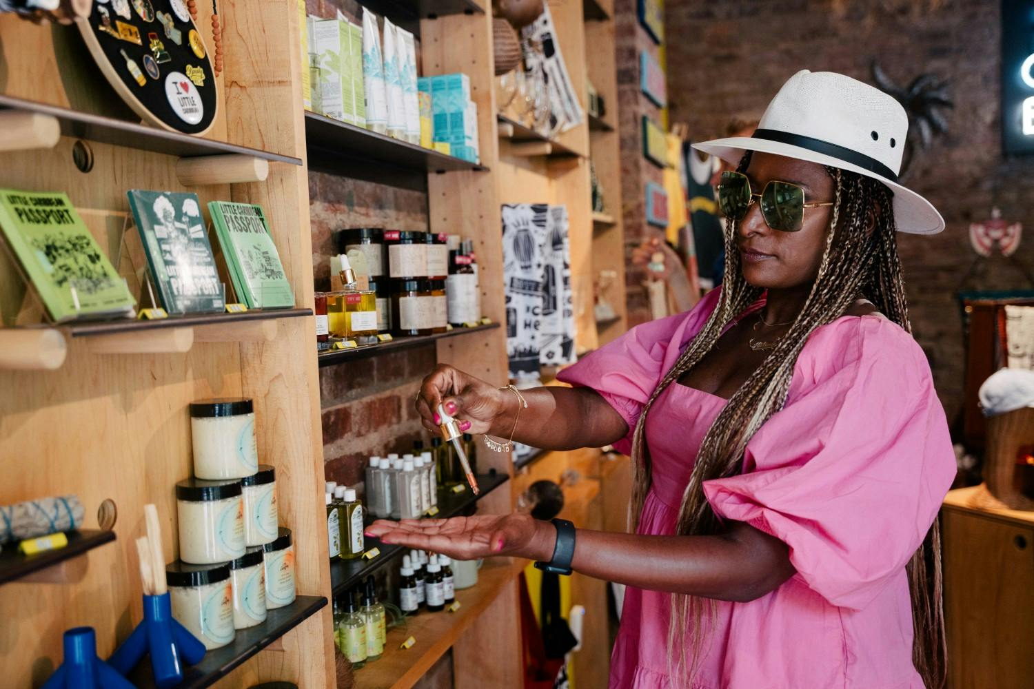 11.-Freelance_WMG_USA_New-York_Brooklyn's-Little-Caribbean,-iamcaribbeing_13.jpg