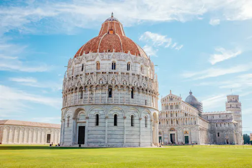 2. StockMM_Getty_Italy_tuscany_Pisa,_Battistero_GettyImages-962721852.jpg