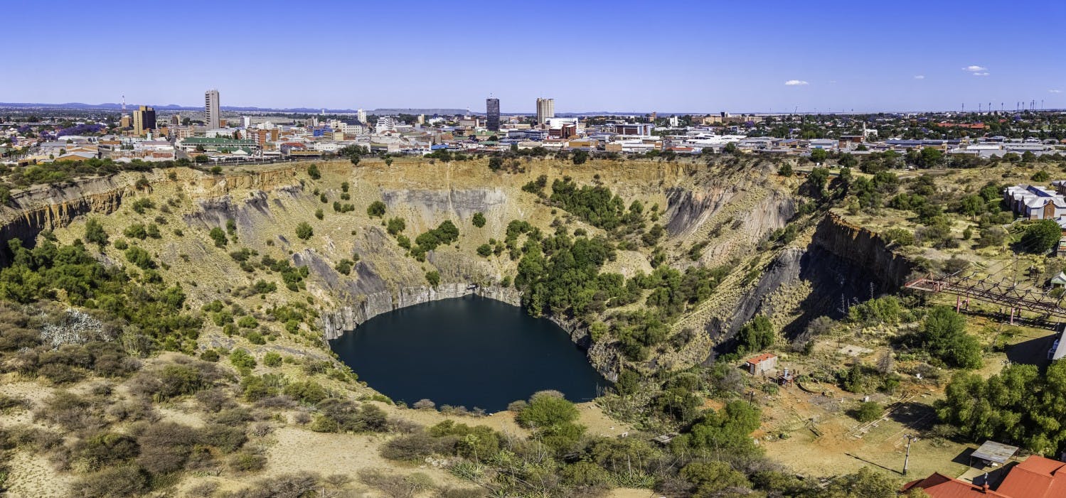 StockMM_South Africa - Cullinan Mine and Pretoria City full-day tour from JohannesburgGettyImages-2242764270.jpg