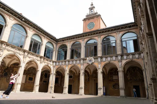4. FL_Francesca Petringa_Italy_Bologna, Archiginnasio Palace_36.jpg