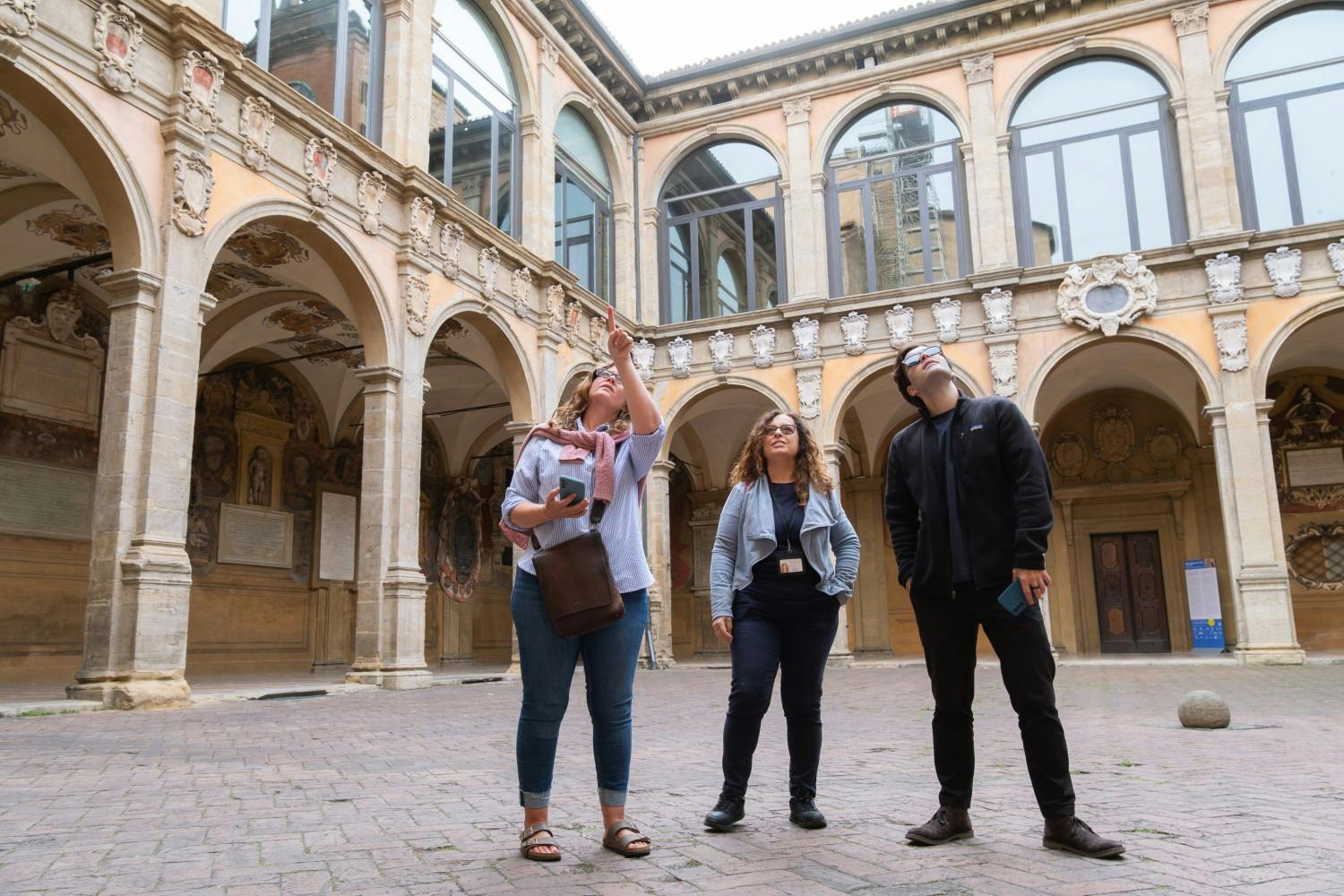 FL_Francesca Petringa_Italy_Bologna, Archiginnasio Palace_43.jpg