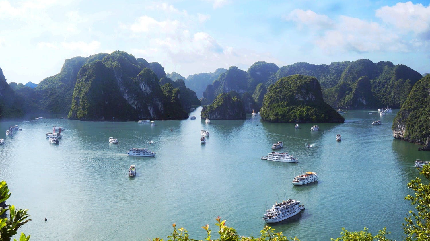 EGC_Le_Nguyen_Vietnam_Halong_Bay_01.JPG