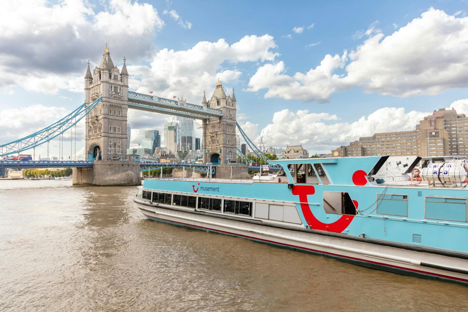 United-Kingdom_London_Thames-River-Boat_43.jpg