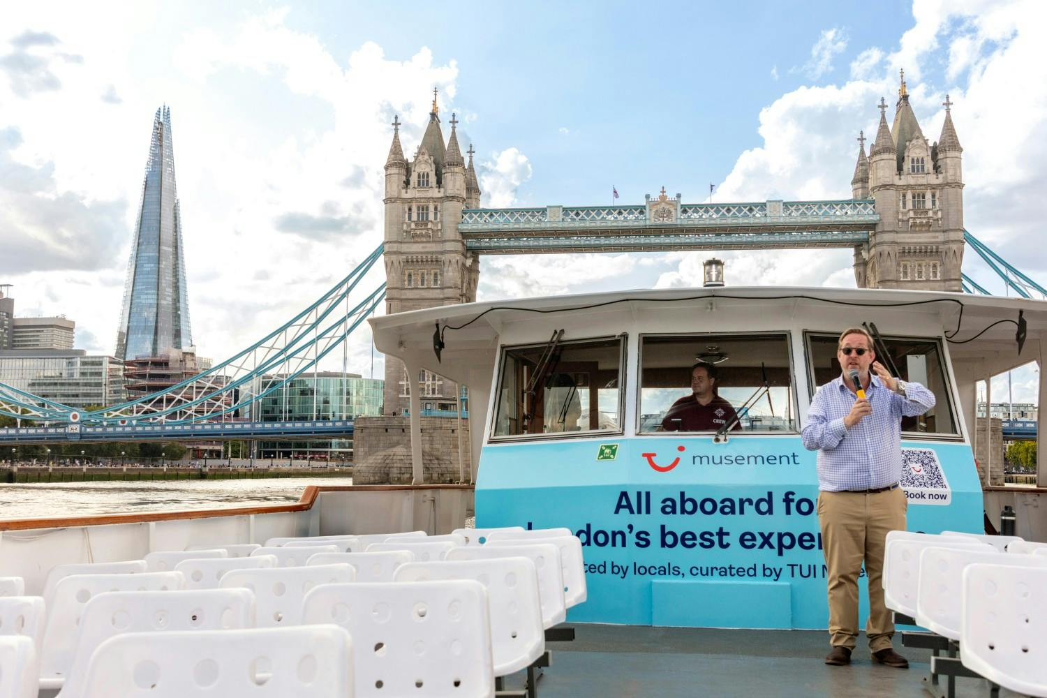 United-Kingdom_London_Thames-River-Boat_38.jpg