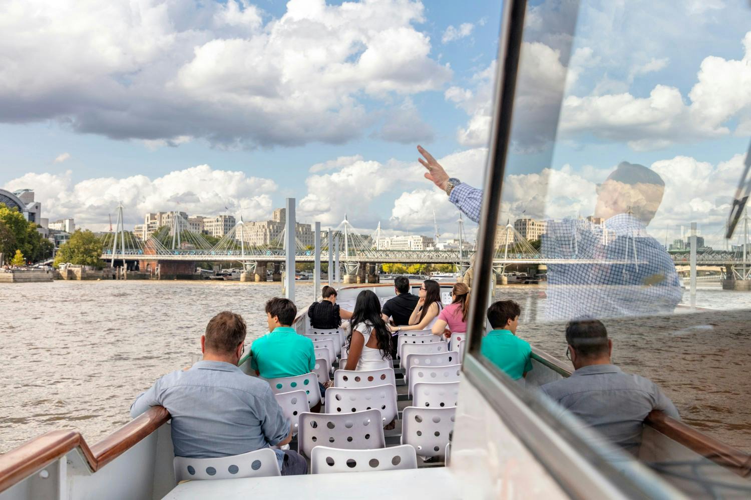 United-Kingdom_London_Thames-River-Boat_27.jpg