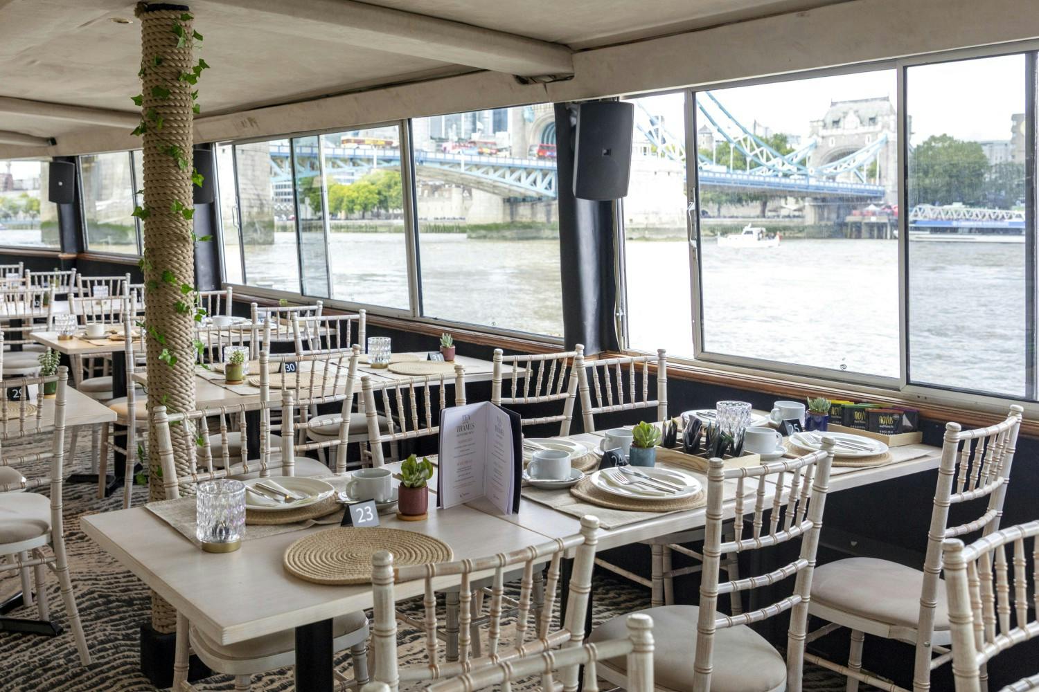 United_Kingdom_London_Thames_River_Boat_62_JPG.jpg